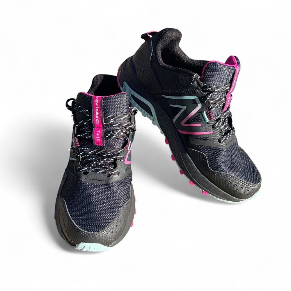 New Balance T410 Womens 8.5 Black Pink Trail Running Shoes WT410LC8
